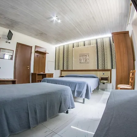 Esmeralda Bed & Breakfast *